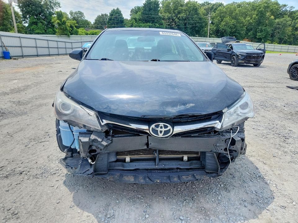 2017 TOYOTA CAMRY SE 5