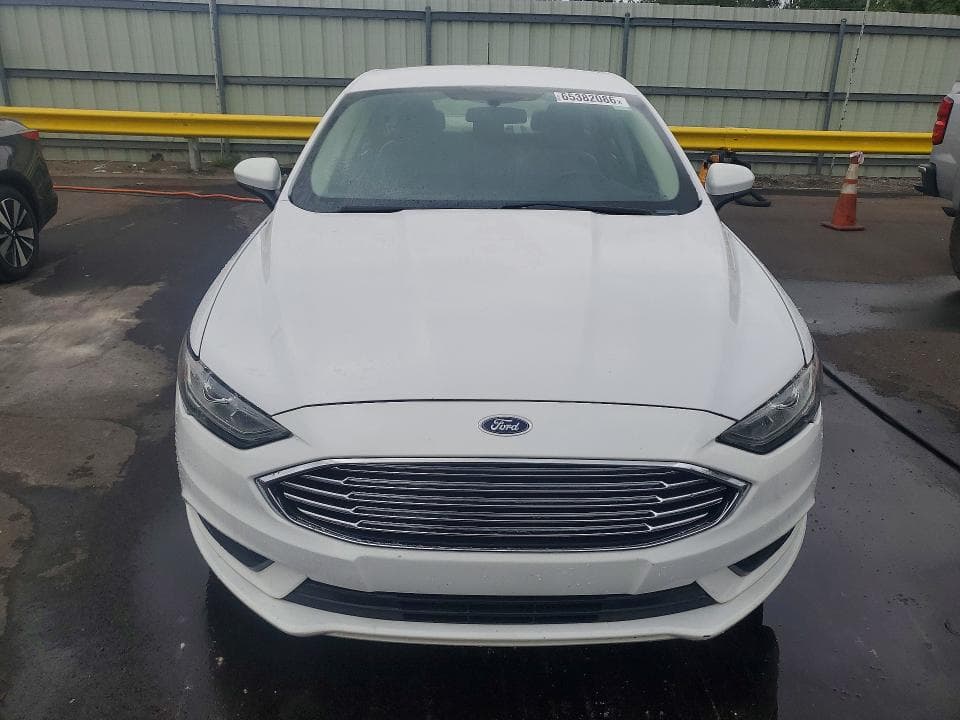 2017 FORD FUSION SE 5