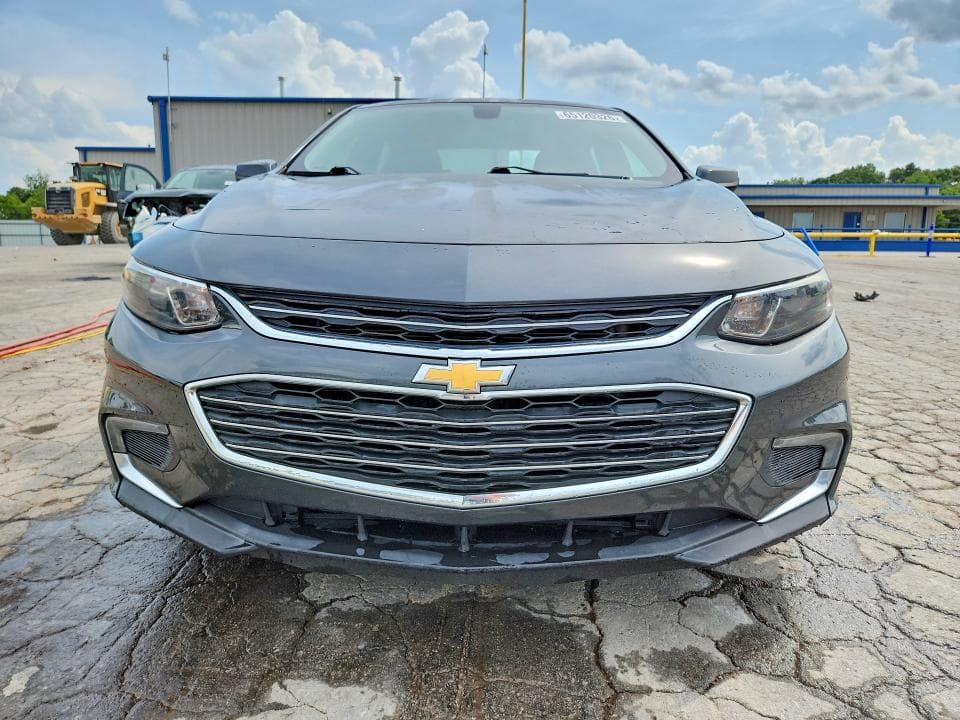 2017 CHEVROLET MALIBU LT 5