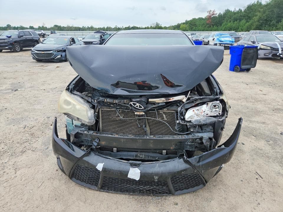 2017 TOYOTA CAMRY XSE 5