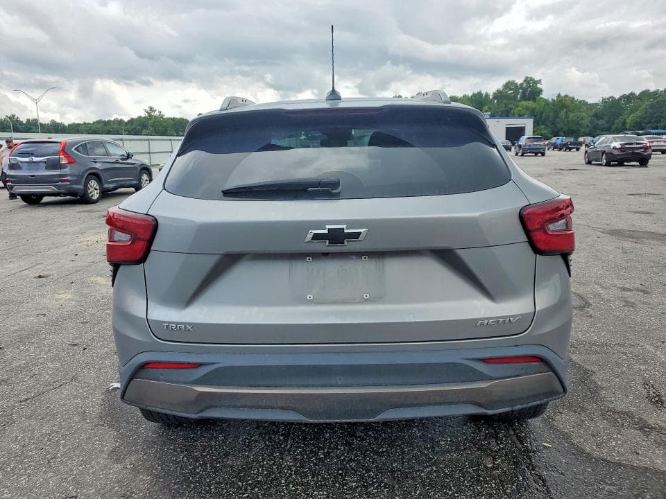 2025 CHEVROLET TRAX ACTIV 6