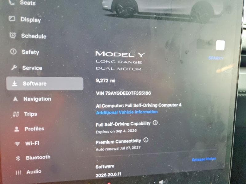 2026 TESLA MODEL Y 9