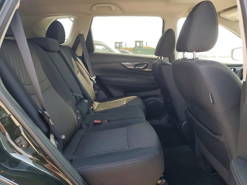 2018 NISSAN ROGUE SV 11