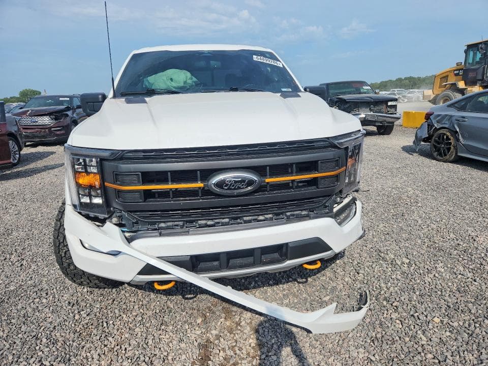 2023 FORD F150 SUPERCREW 5