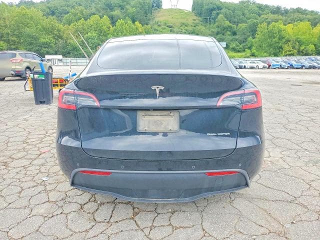 2021 TESLA MODEL Y 6