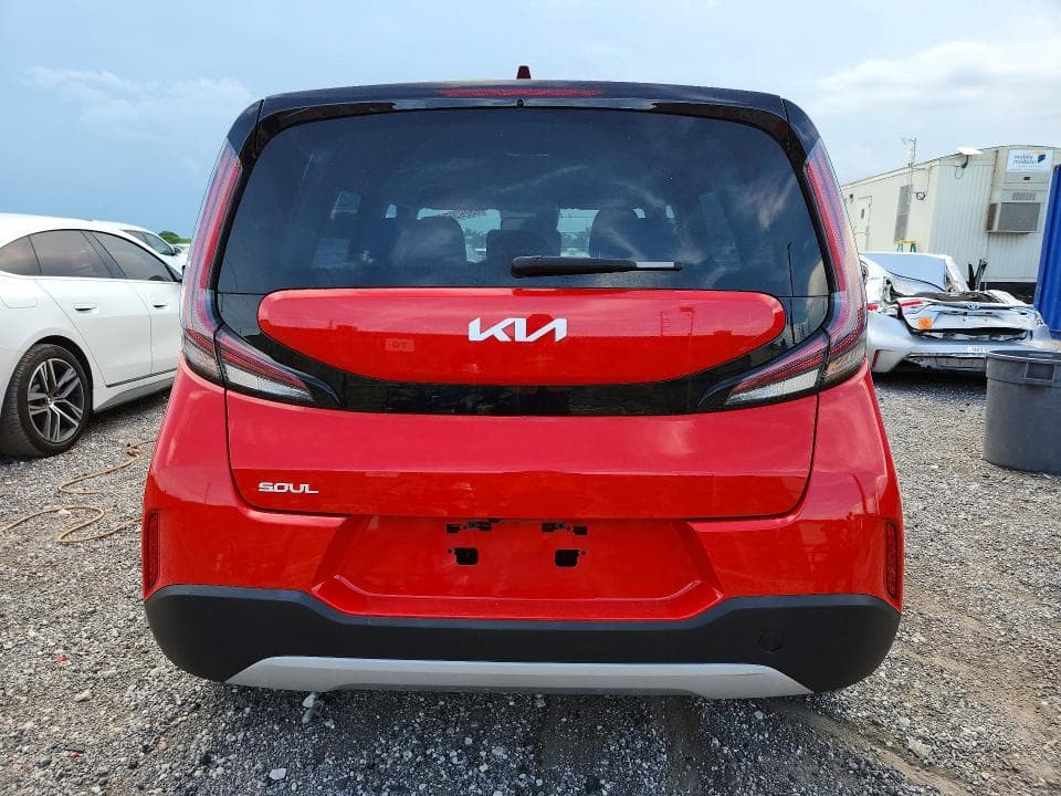 2025 KIA SOUL LX 6