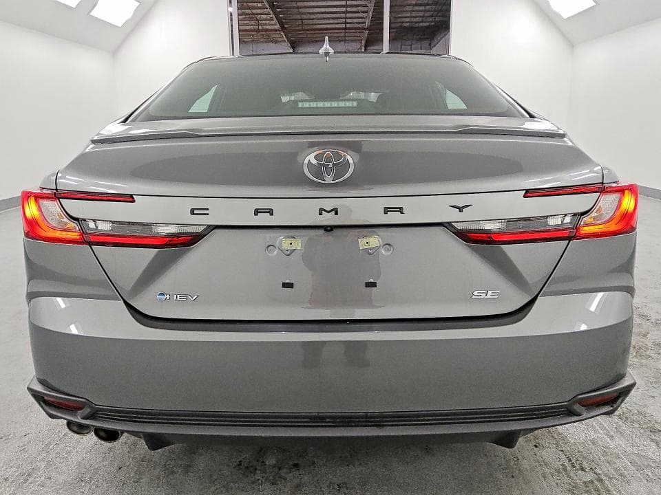 2026 TOYOTA CAMRY SE 6