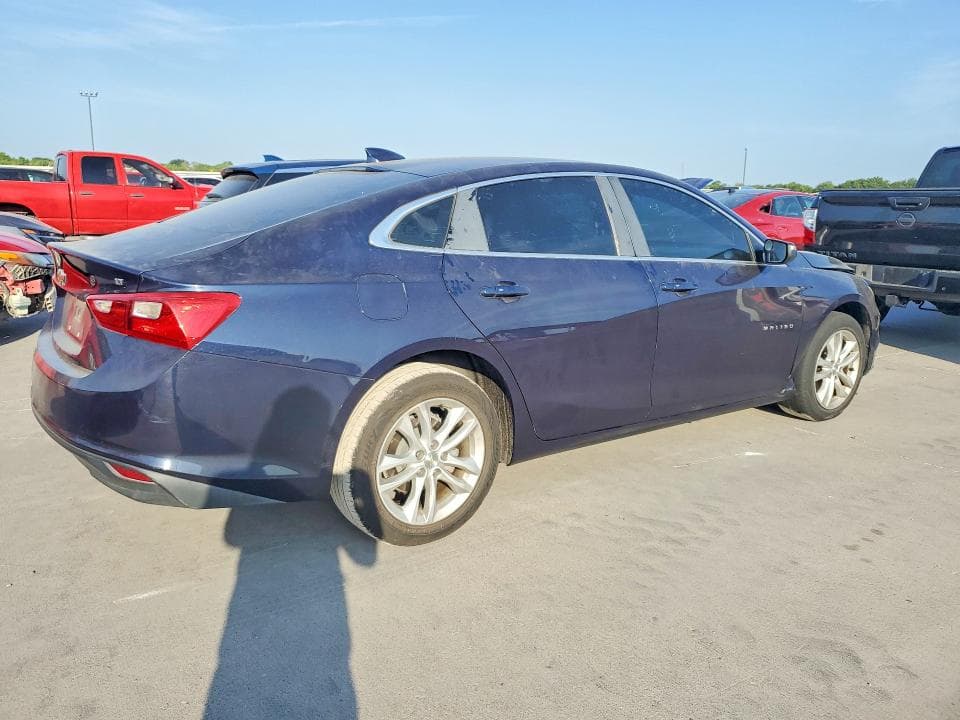 2017 CHEVROLET MALIBU LT 3