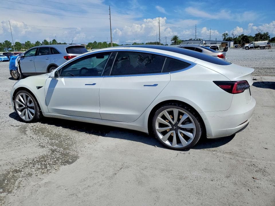 2020 TESLA MODEL 3 2