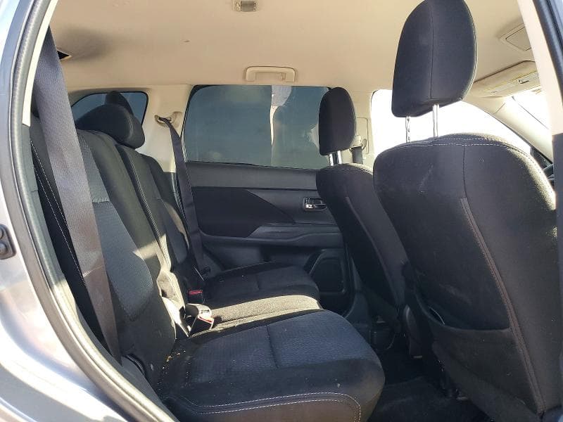 2018 MITSUBISHI OUTLANDER ES 11