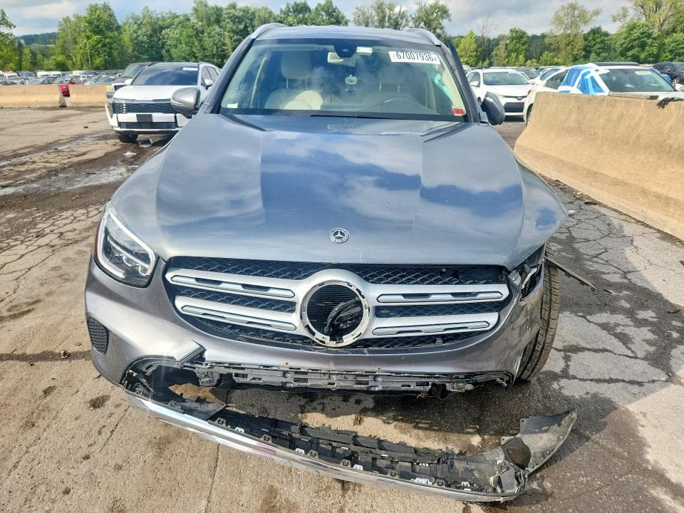 2020 MERCEDES-BENZ GLC 300 4MATIC 5