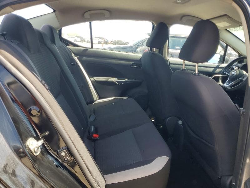 2021 NISSAN VERSA SV 10