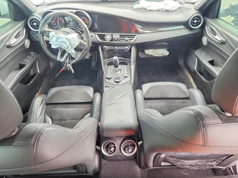 2017 ALFA ROMEO GIULIA QUADRIFOGLIO 8