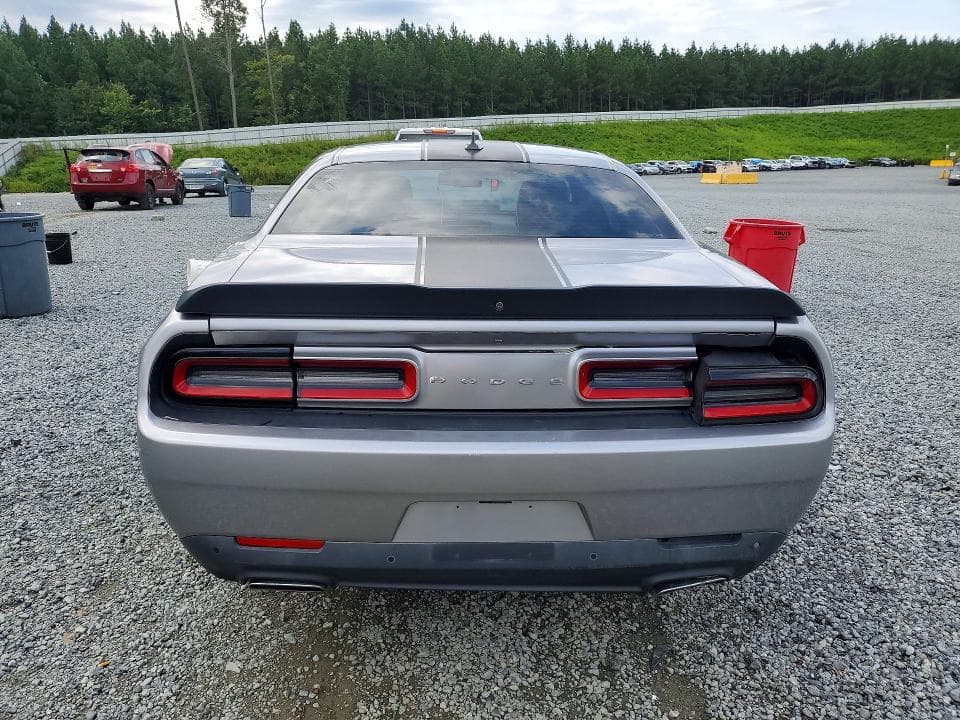 2017 DODGE CHALLENGER SXT 6