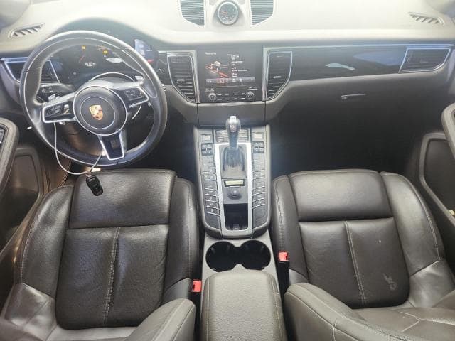 2018 PORSCHE MACAN 8