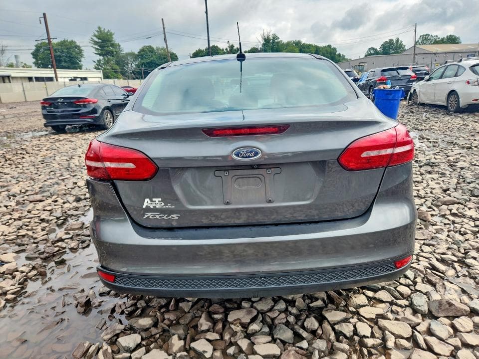 2018 FORD FOCUS S 6