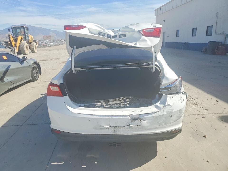 2017 CHEVROLET MALIBU LT 6