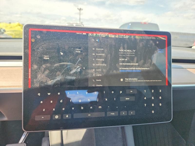 2024 TESLA MODEL Y 9