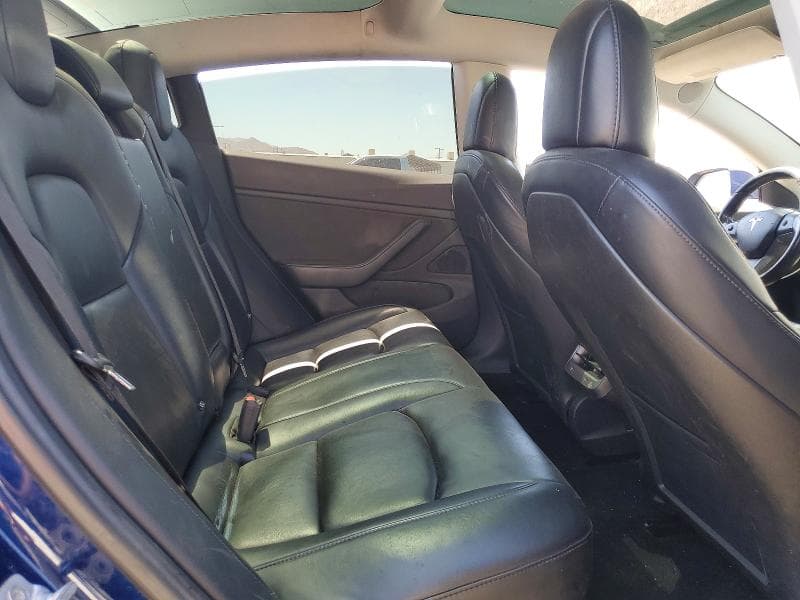 2018 TESLA MODEL 3 10
