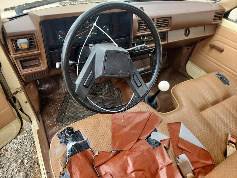 1984 TOYOTA PICKUP 1/2 TON RN50 8