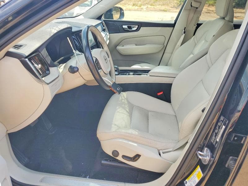 2023 VOLVO XC60 PLUS 7