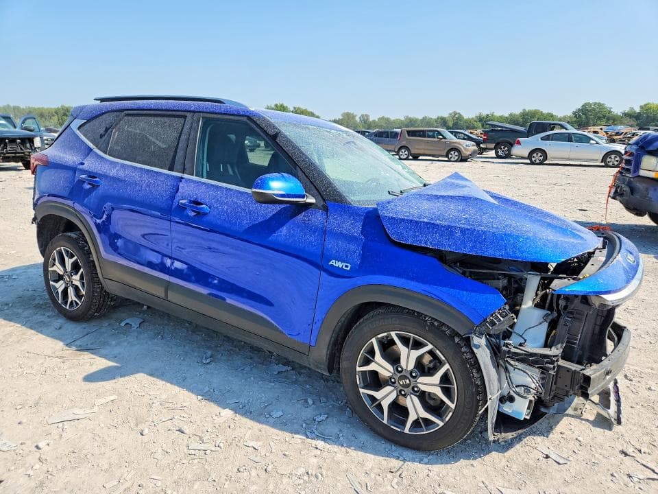 2021 KIA SELTOS EX 4