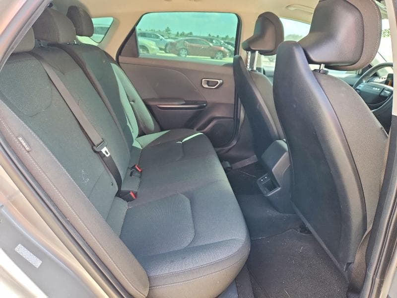 2025 KIA K4 LXS 10