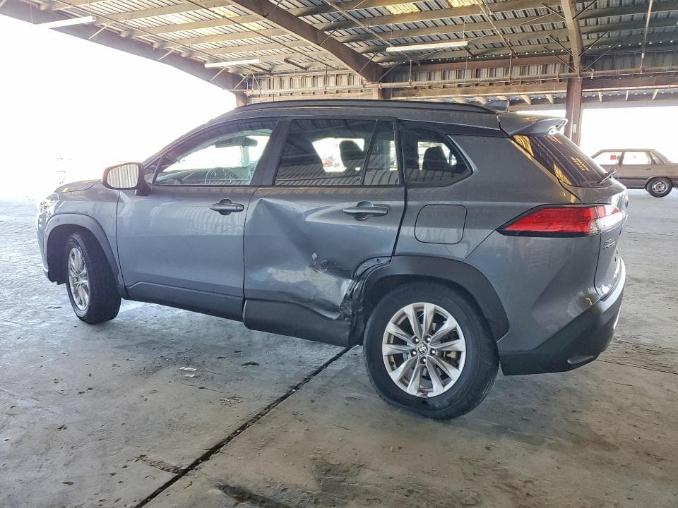 2023 TOYOTA COROLLA CROSS LE 2