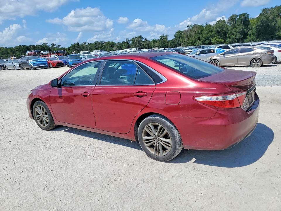 2017 TOYOTA CAMRY SE 2