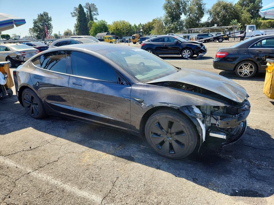 2025 TESLA MODEL 3 4