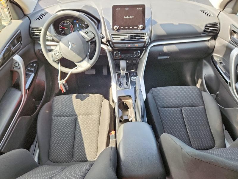 2026 MITSUBISHI ECLIPSE CROSS LE 8