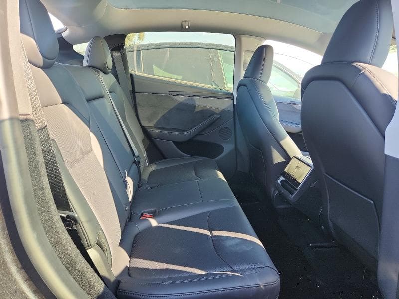 2026 TESLA MODEL Y 11