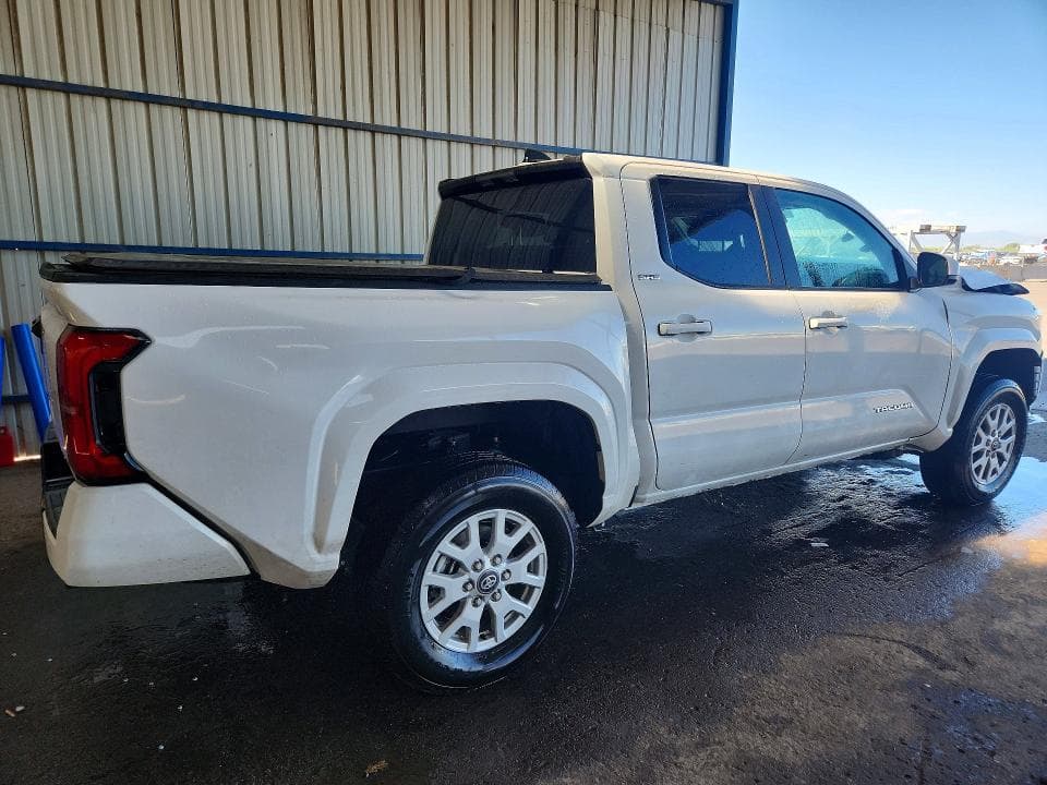 2026 TOYOTA TACOMA SR5 3