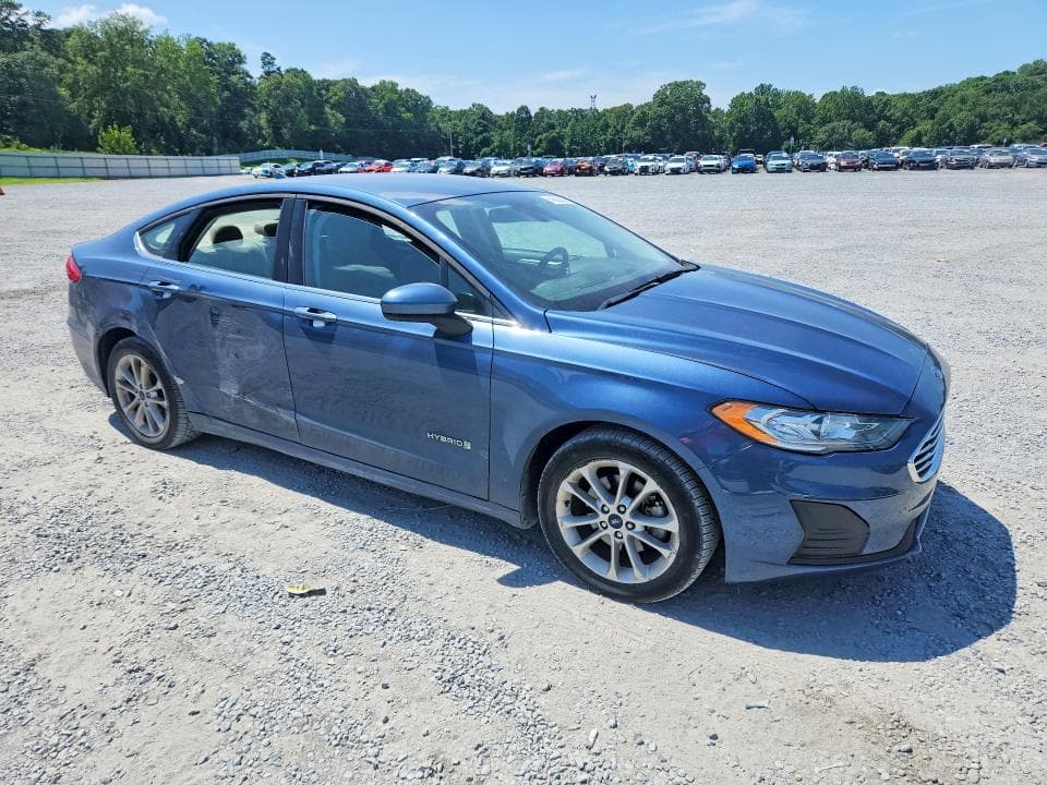 2019 FORD FUSION SE 4