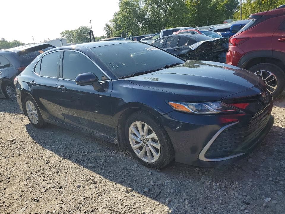 2021 TOYOTA CAMRY LE 4