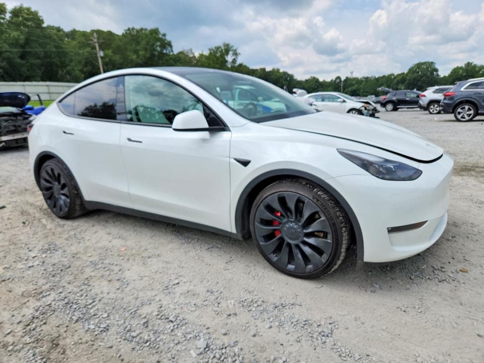 2022 TESLA MODEL Y 4