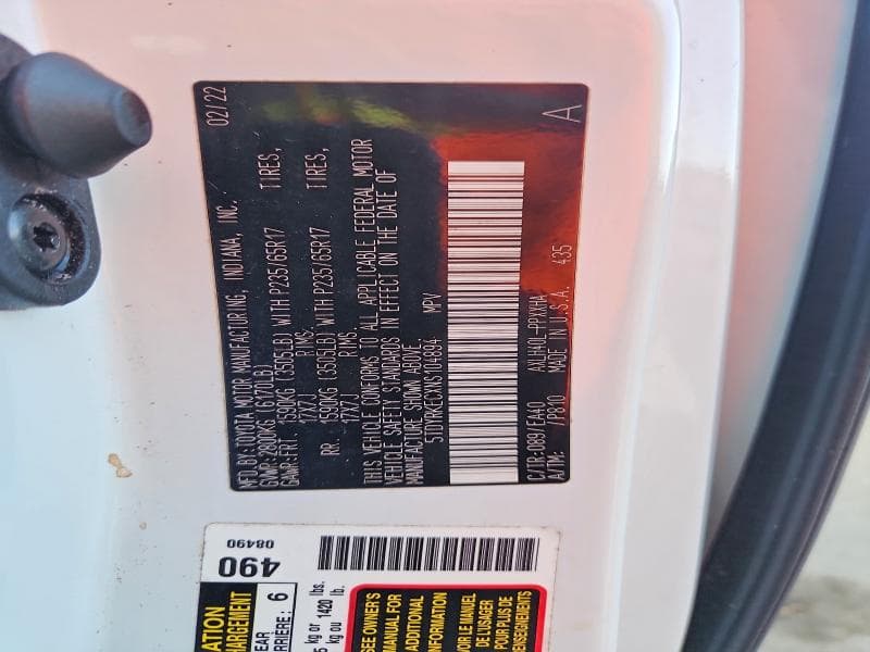 2022 TOYOTA SIENNA XLE 13