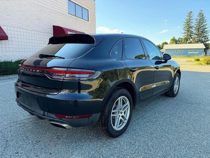 2021 PORSCHE MACAN 4