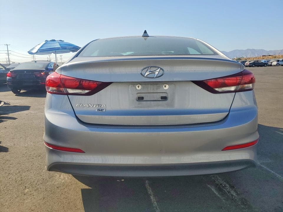 2017 HYUNDAI ELANTRA SE 6