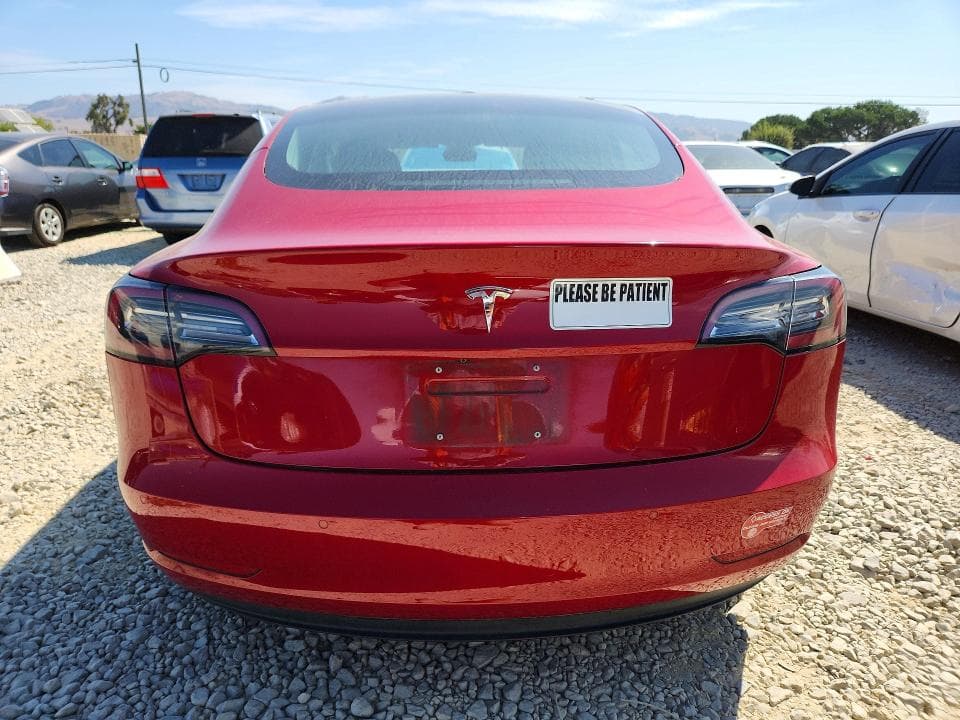 2018 TESLA MODEL 3 6