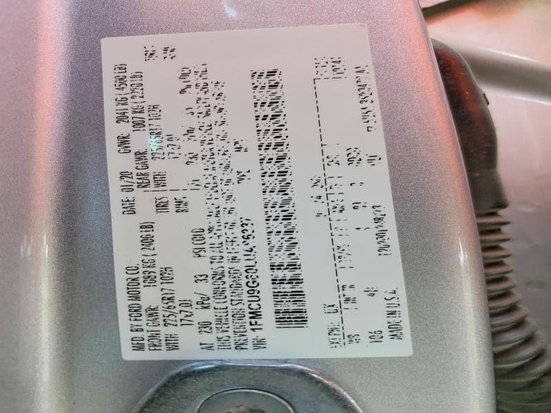 2020 FORD ESCAPE SE 13
