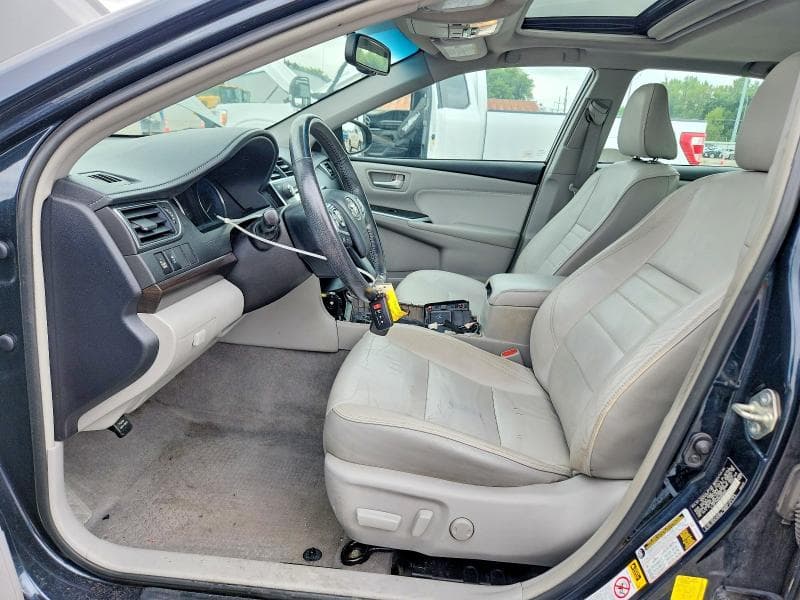 2017 TOYOTA CAMRY XLE 7