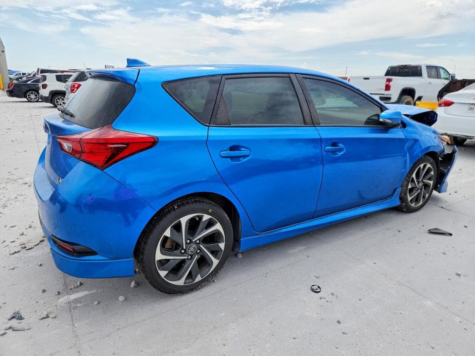 2018 TOYOTA COROLLA IM BASE 3