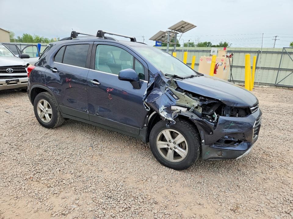 2019 CHEVROLET TRAX 1LT 4