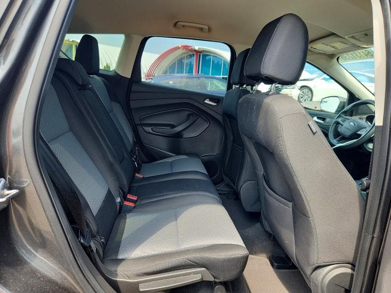 2017 FORD ESCAPE SE 11