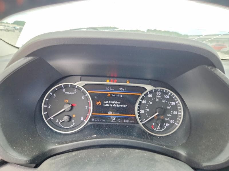 2024 NISSAN SENTRA SR 9