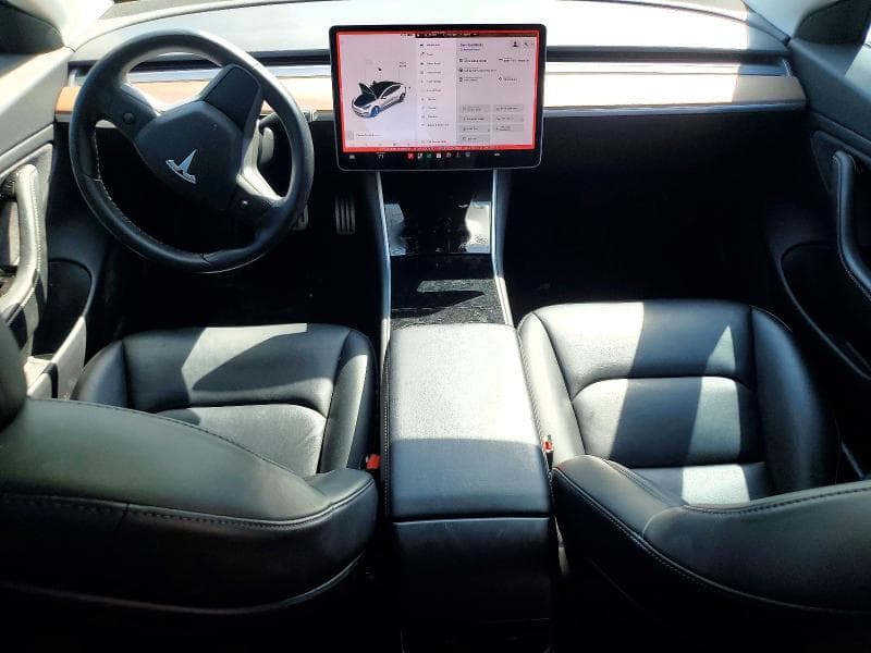 2018 TESLA MODEL 3 8