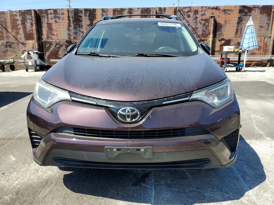 2018 TOYOTA RAV4 LE 5