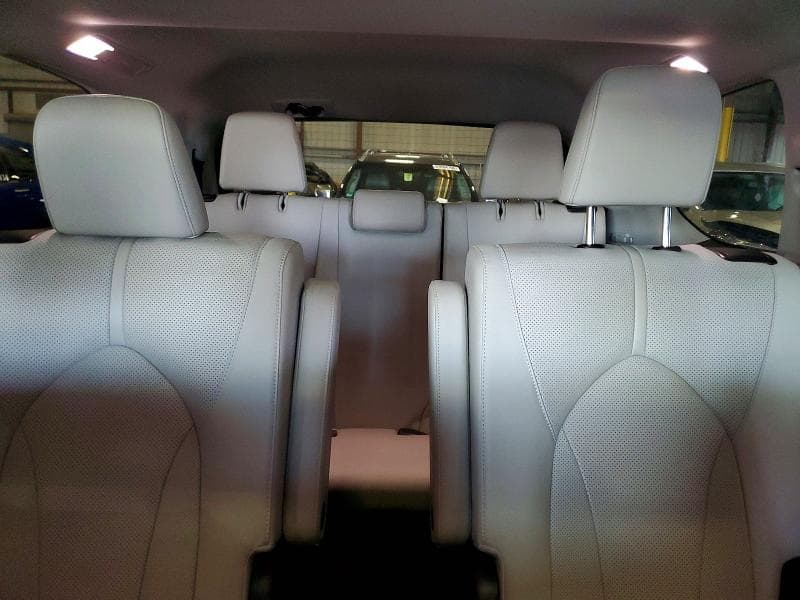 2025 TOYOTA GRAND HIGHLANDER LIMITED 10
