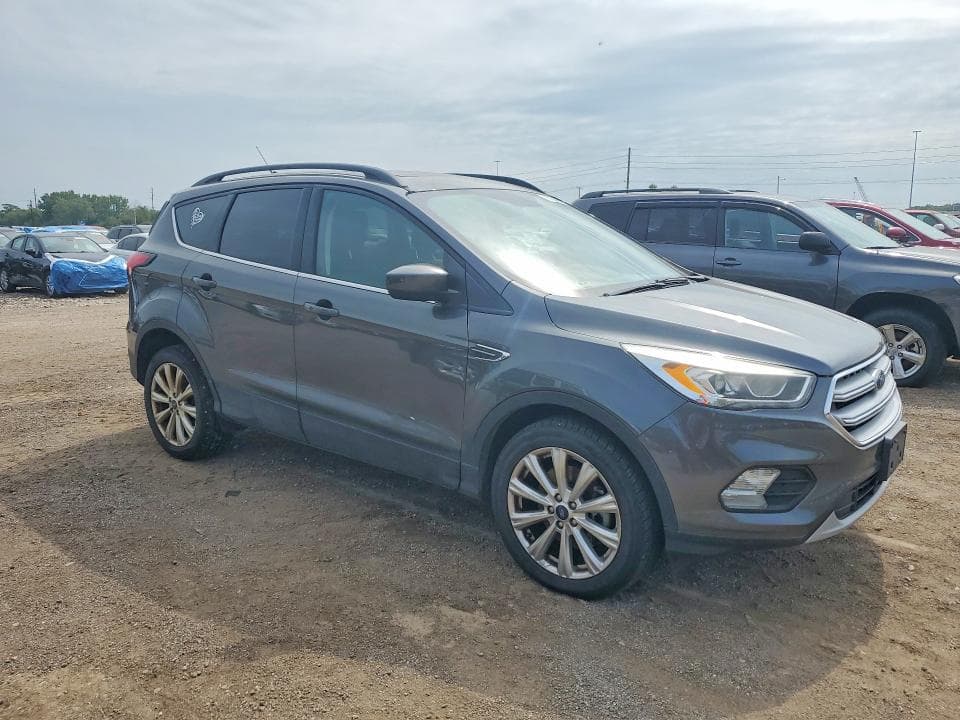 2019 FORD ESCAPE SEL 4